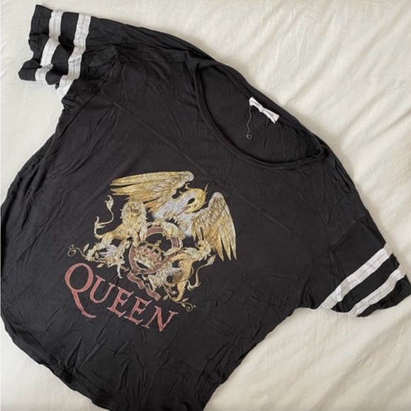 Free People • QUEEN tee - Picture 3 of 4